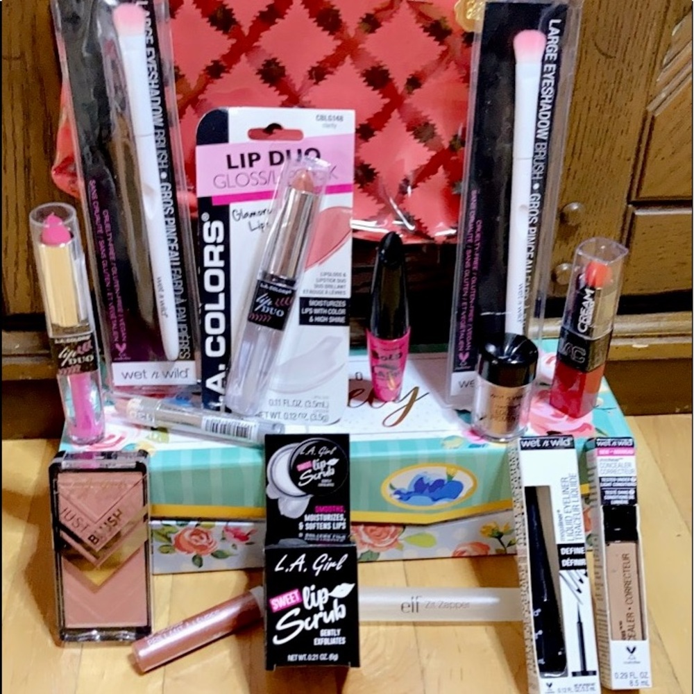 NWT 15pc LAC/L.A. GIRL/WET N WILD FULL SIZE BUNDLE